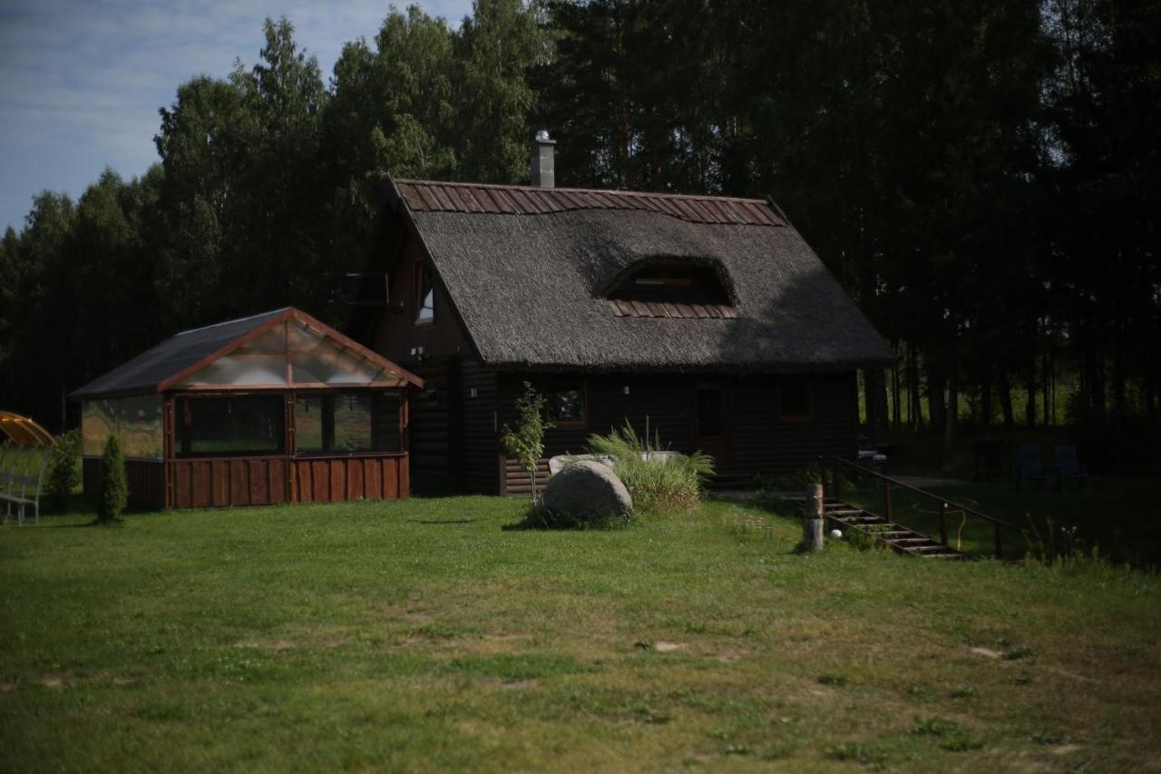 Willa Pirts Maja Ramatas Skulte  Zewnętrze zdjęcie